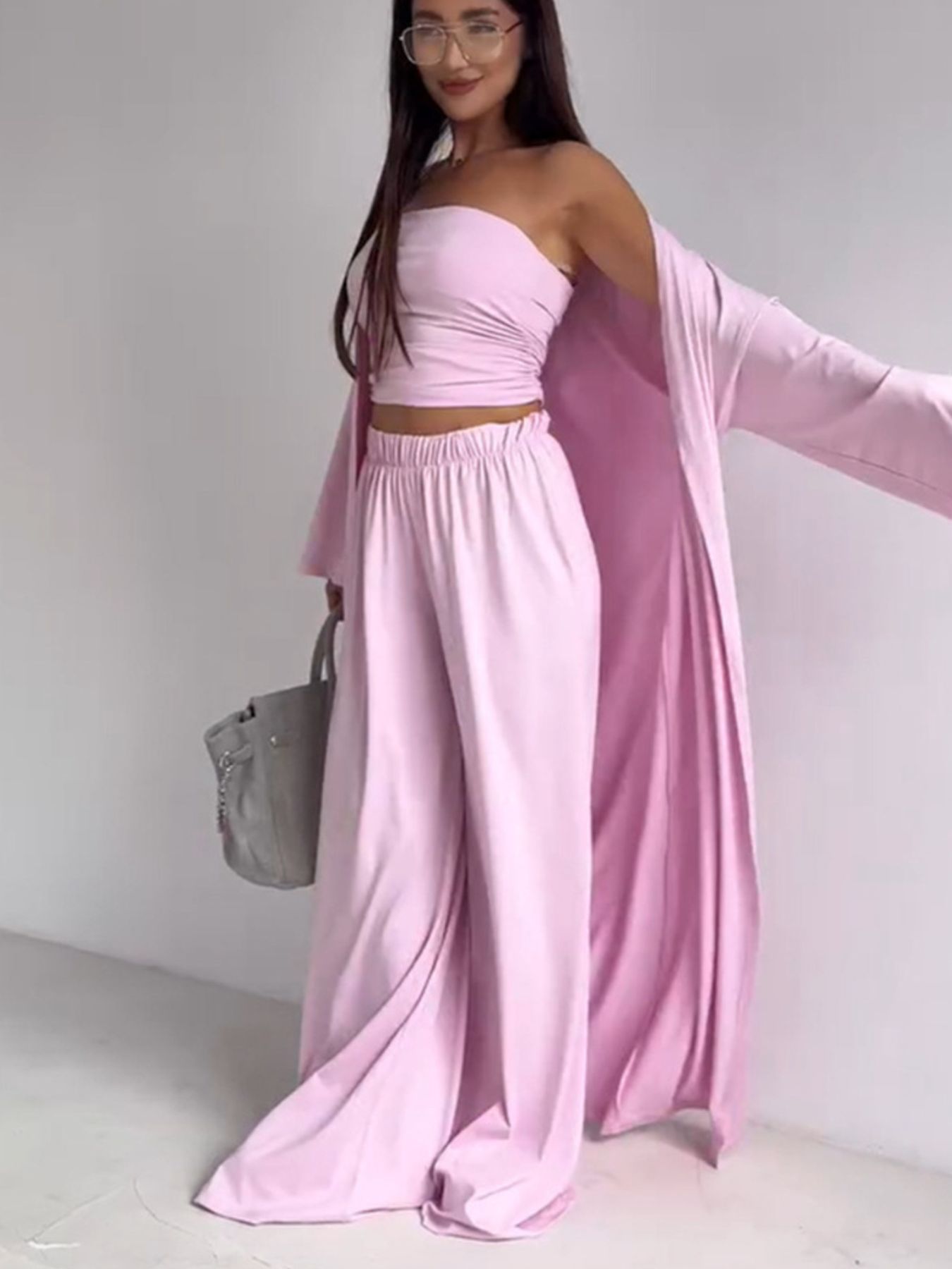 ab4488f9-63d6-4380-83c3-f5c8e3a66d33-Max