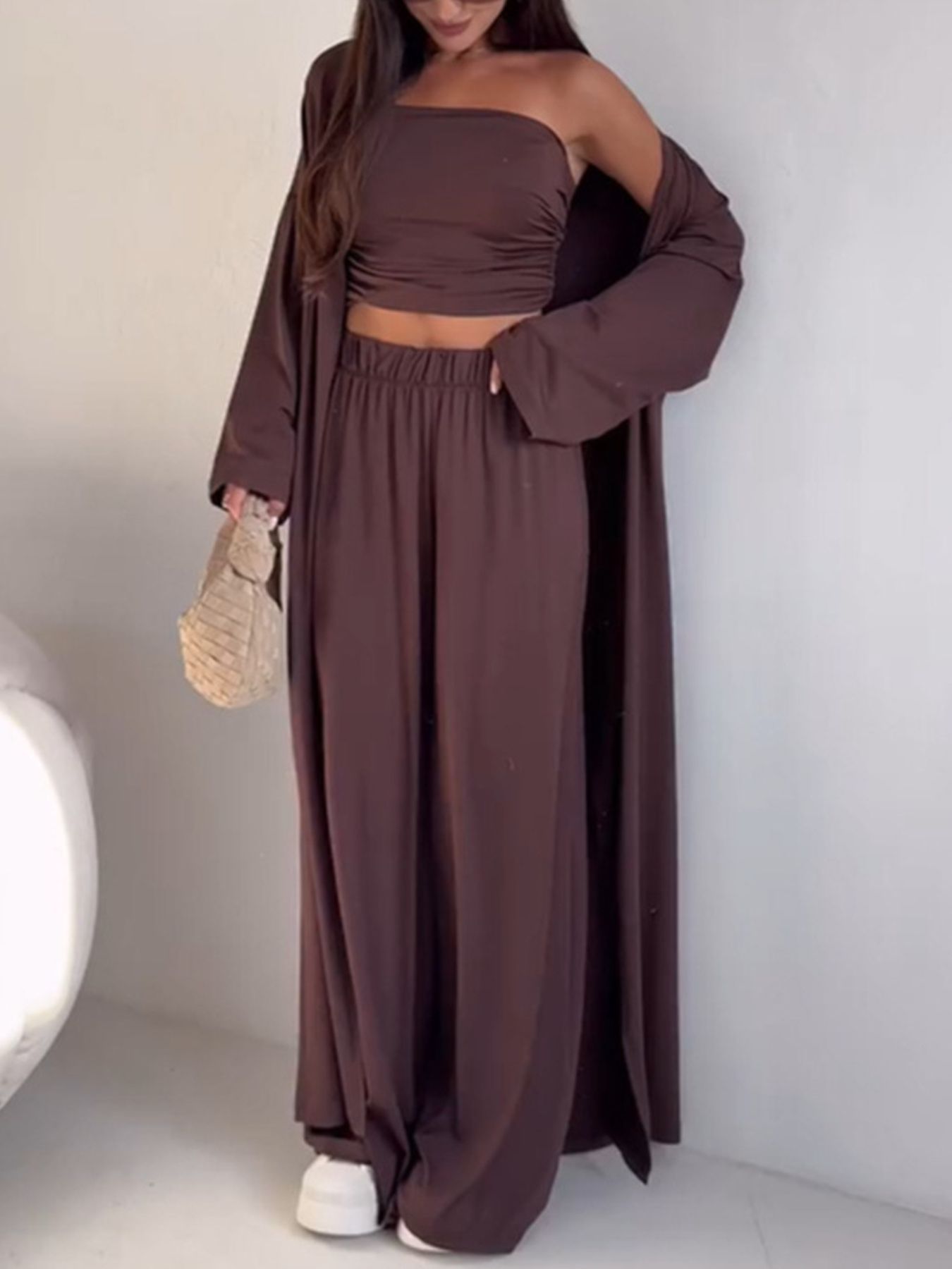 e08cd30d-11f1-46e0-b16d-36f69f36a635-Max